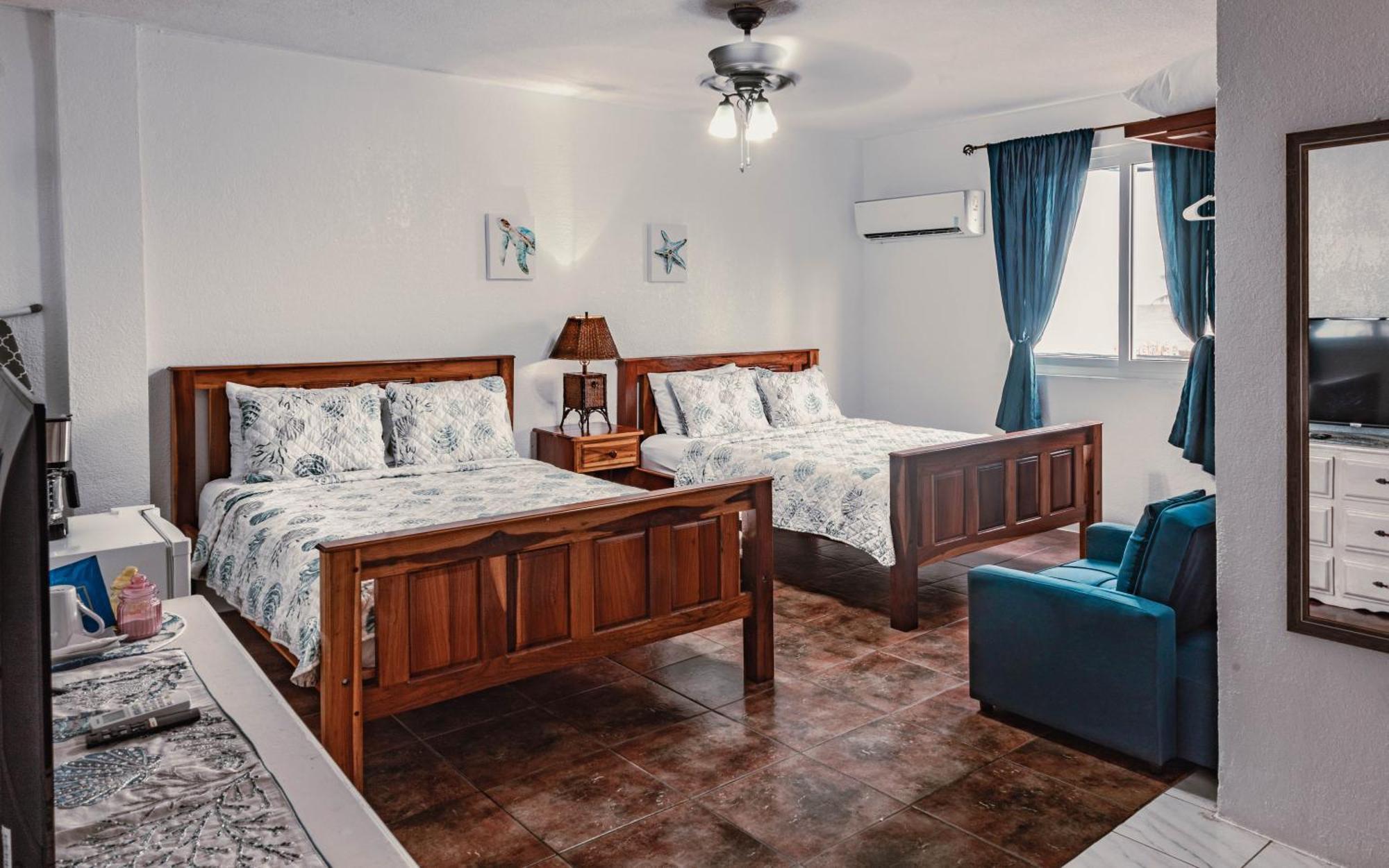 Bonefish Hotel Dangriga Exterior foto